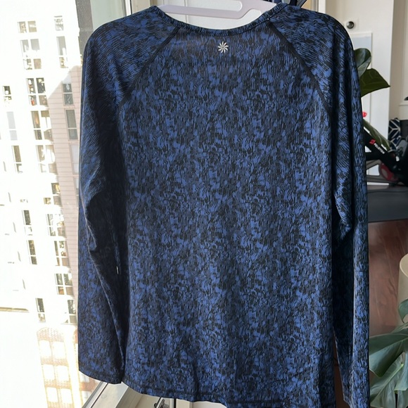 NWT Athleta Point Break Rashguard - Picture 5 of 10